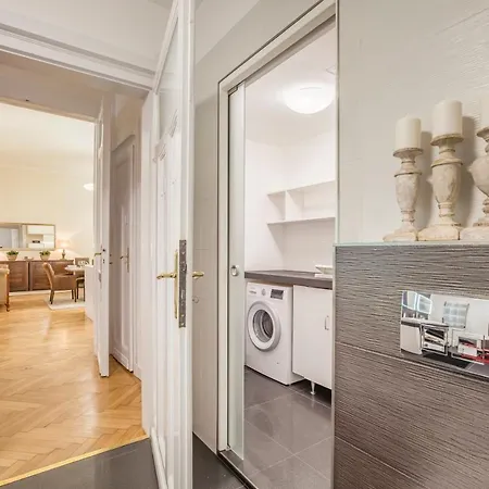 Modernized Unique Huge On 135sqm *